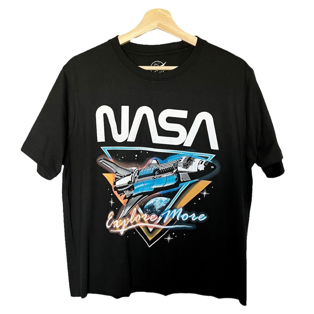 NASA NWOT Explore More Space Graphic Tee